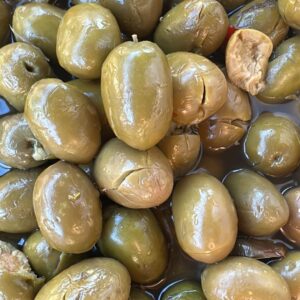 Aceitunas gordales partidas caseras