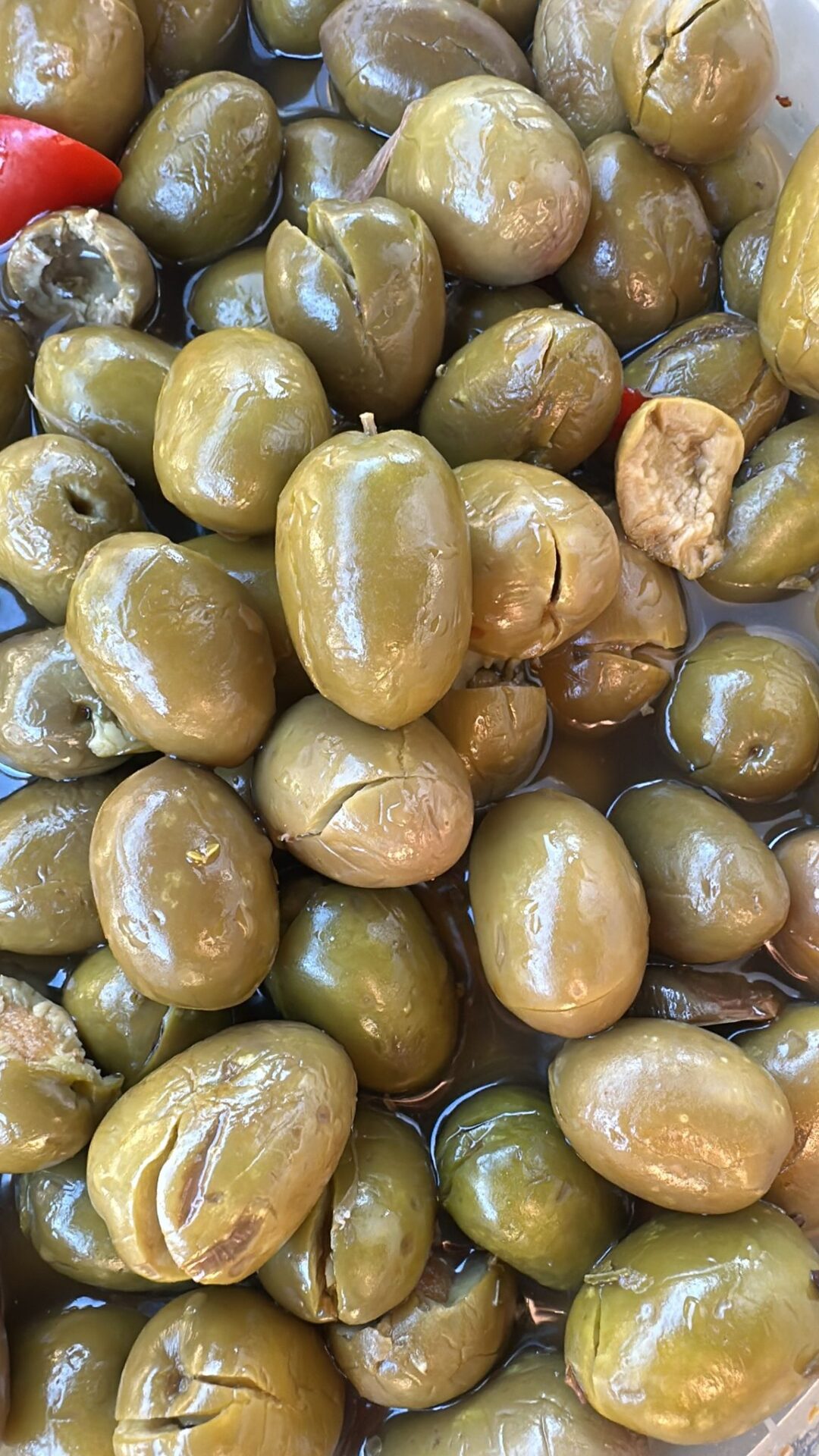 Aceitunas gordales partidas caseras