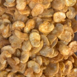 Habas fritas con sal